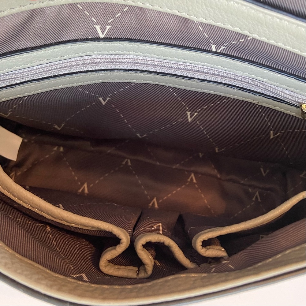 Vince Camuto Julia Elegant Black White Grey snakeskin leather Crossbody handbag - Picture 13 of 14